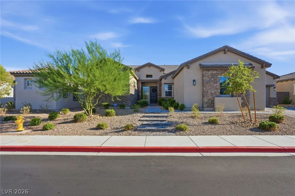 8575 Nicholas James, Las Vegas, NV 89143