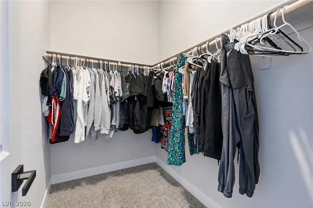 8575 Nicholas James, Las Vegas, NV 89143