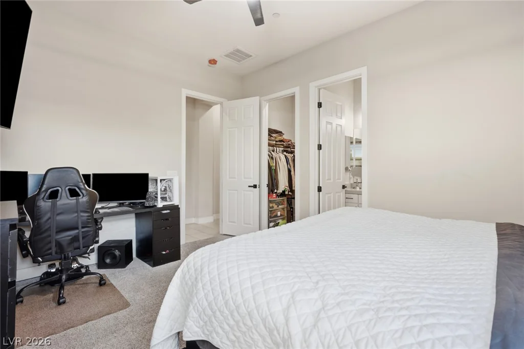 8575 Nicholas James, Las Vegas, NV 89143