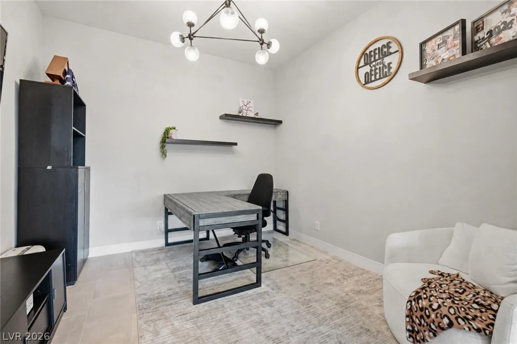 8575 Nicholas James, Las Vegas, NV 89143