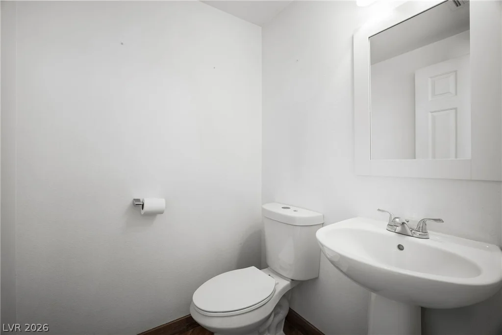 10129 Oakmoor, Las Vegas, NV 89144