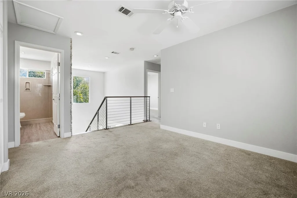 10129 Oakmoor, Las Vegas, NV 89144