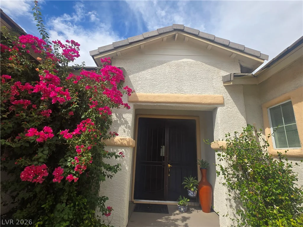 10522 Haywood, Las Vegas, NV 89135