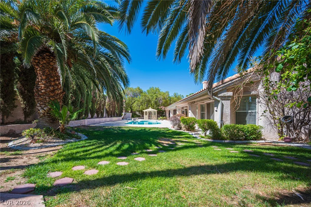 2855 Mountain Mist, Las Vegas, NV 89117