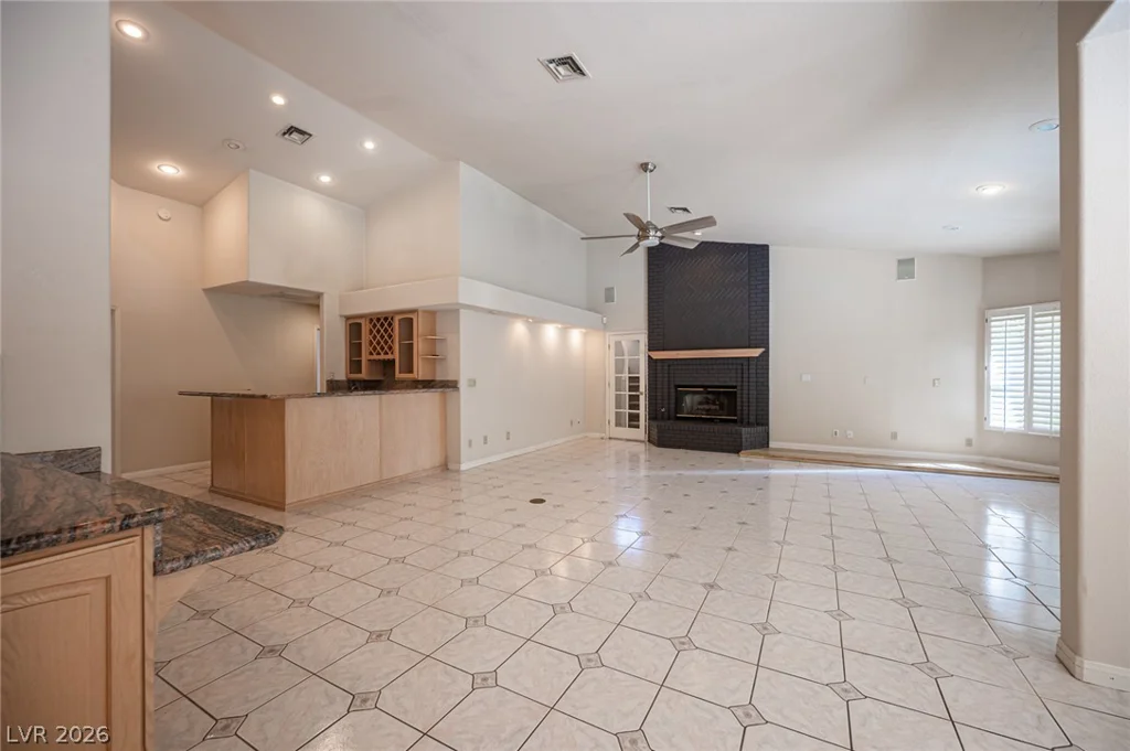 2855 Mountain Mist, Las Vegas, NV 89117