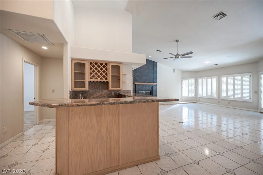 2855 Mountain Mist, Las Vegas, NV 89117