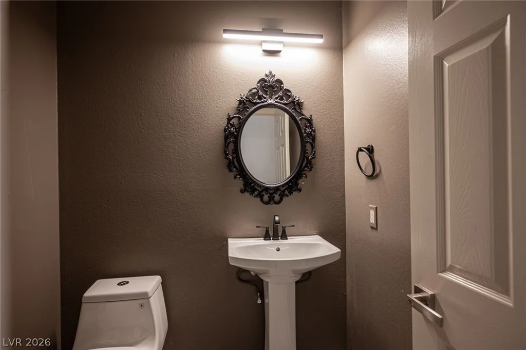 2855 Mountain Mist, Las Vegas, NV 89117