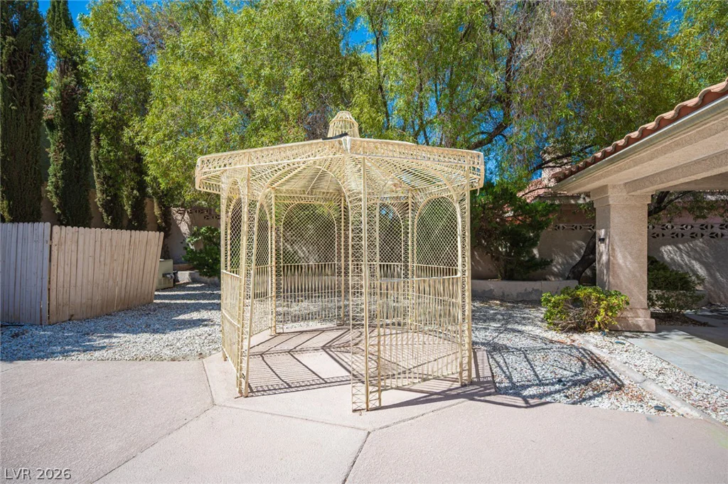2855 Mountain Mist, Las Vegas, NV 89117