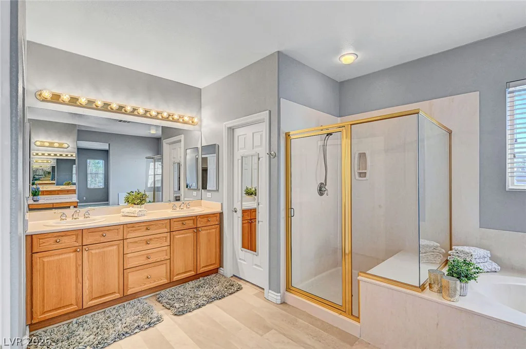 4387 Spooner Lake, Las Vegas, NV 89147