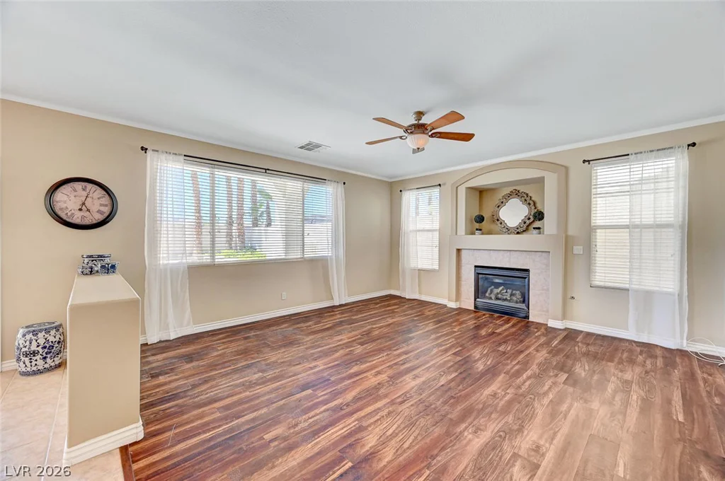 4387 Spooner Lake, Las Vegas, NV 89147