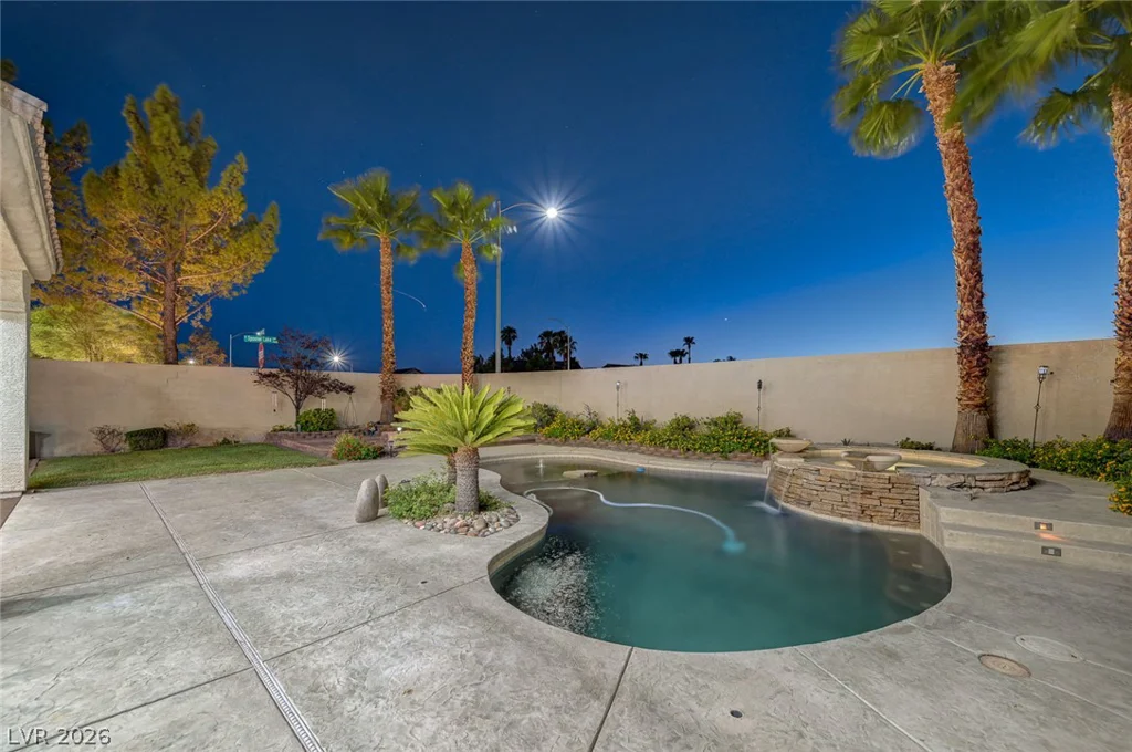 4387 Spooner Lake, Las Vegas, NV 89147