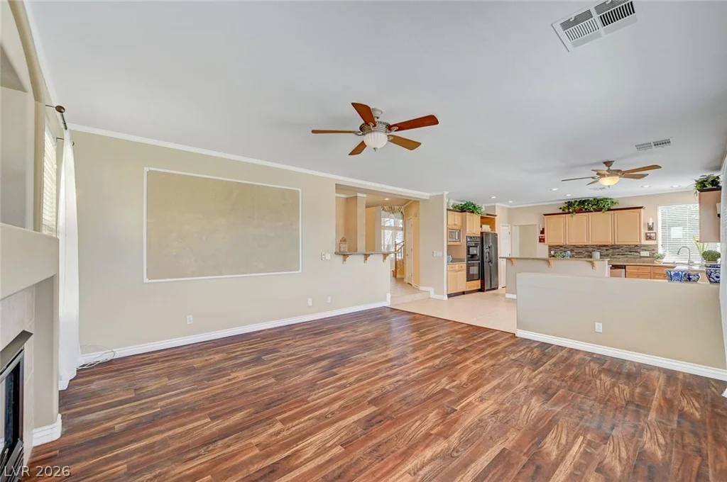 4387 Spooner Lake, Las Vegas, NV 89147