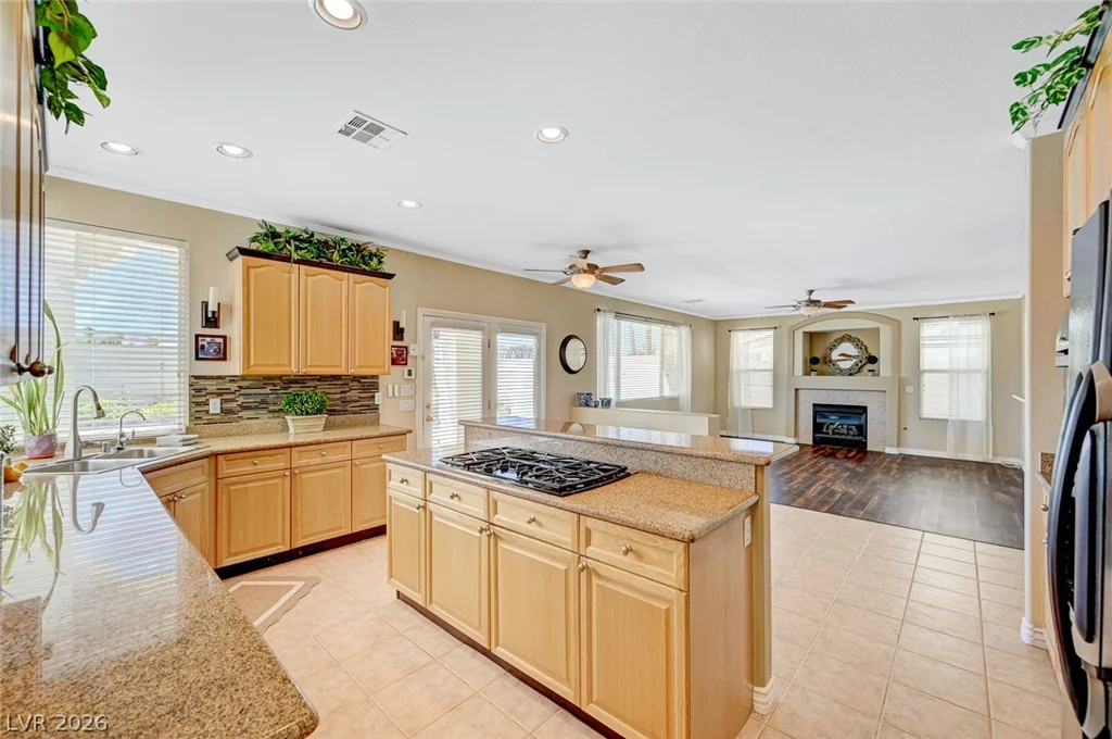 4387 Spooner Lake, Las Vegas, NV 89147