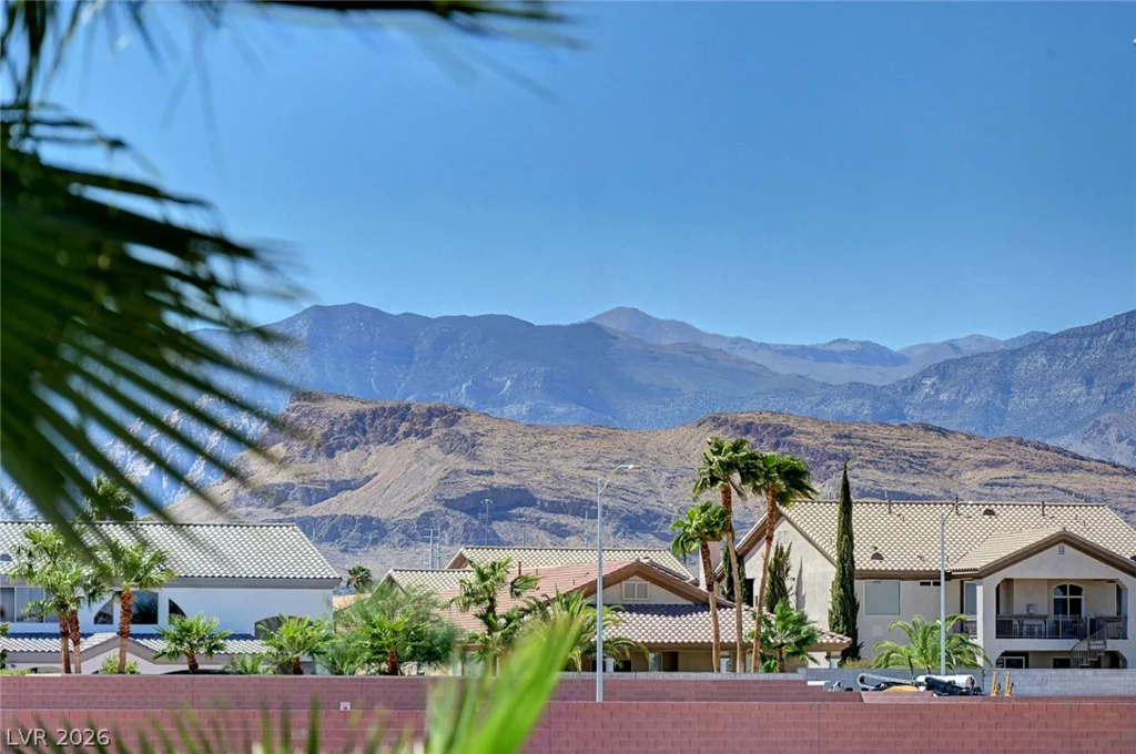 4387 Spooner Lake, Las Vegas, NV 89147
