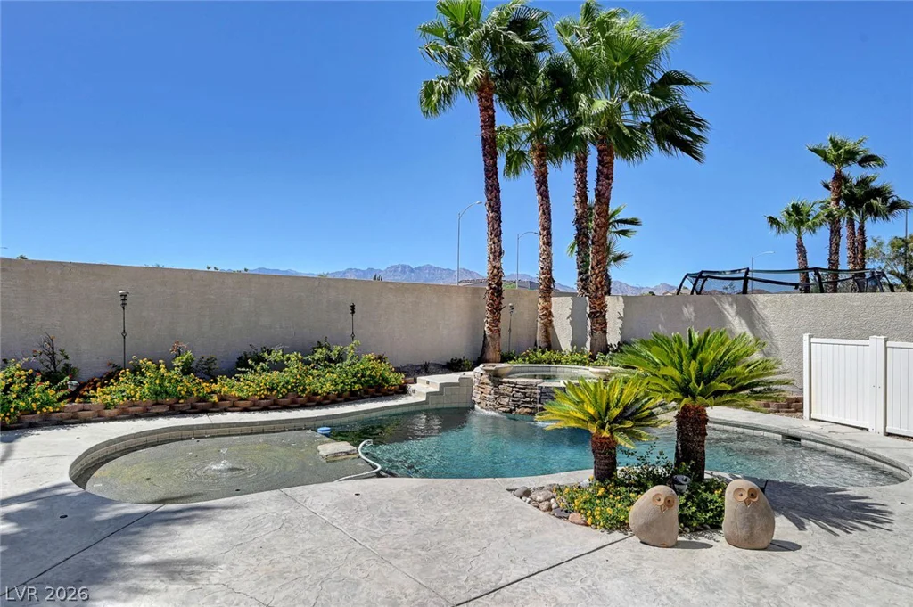 4387 Spooner Lake, Las Vegas, NV 89147