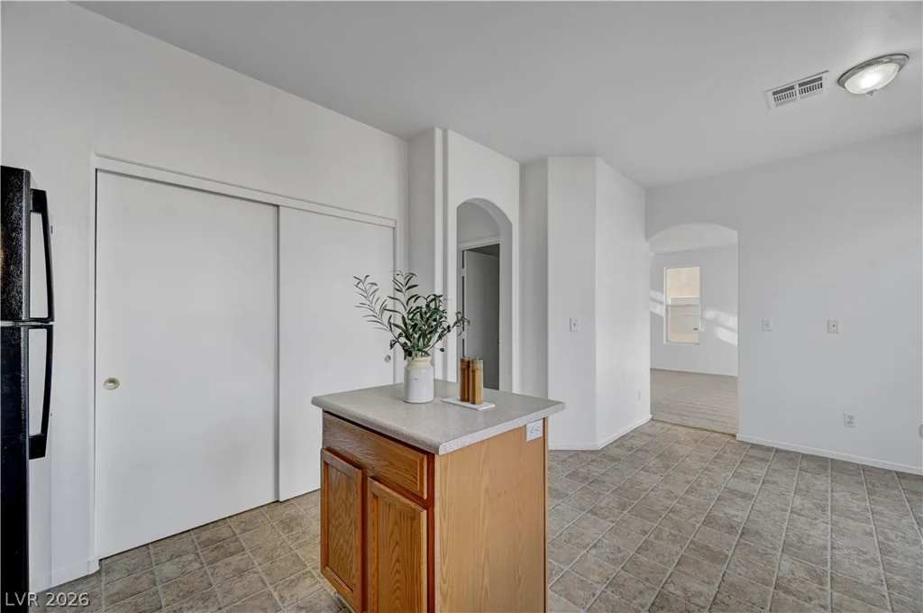 2720 Rosarito, Las Vegas, NV 89108