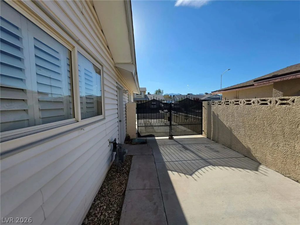 113 Celia, Las Vegas, NV 89145