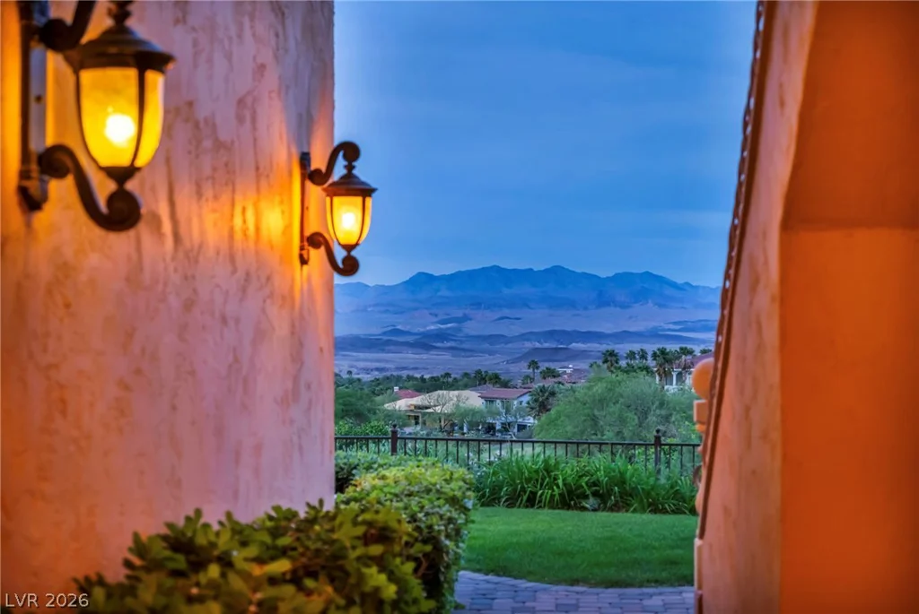 14 Strada Di Circolo, Henderson, NV 89011