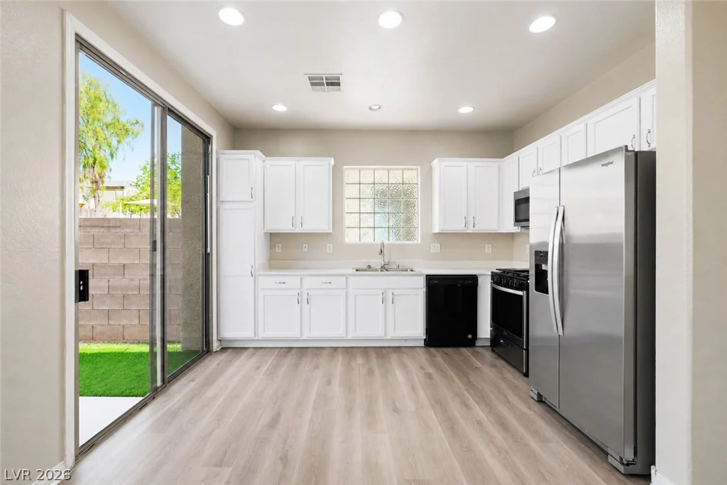 6523 Goldfield, North Las Vegas, NV 89084