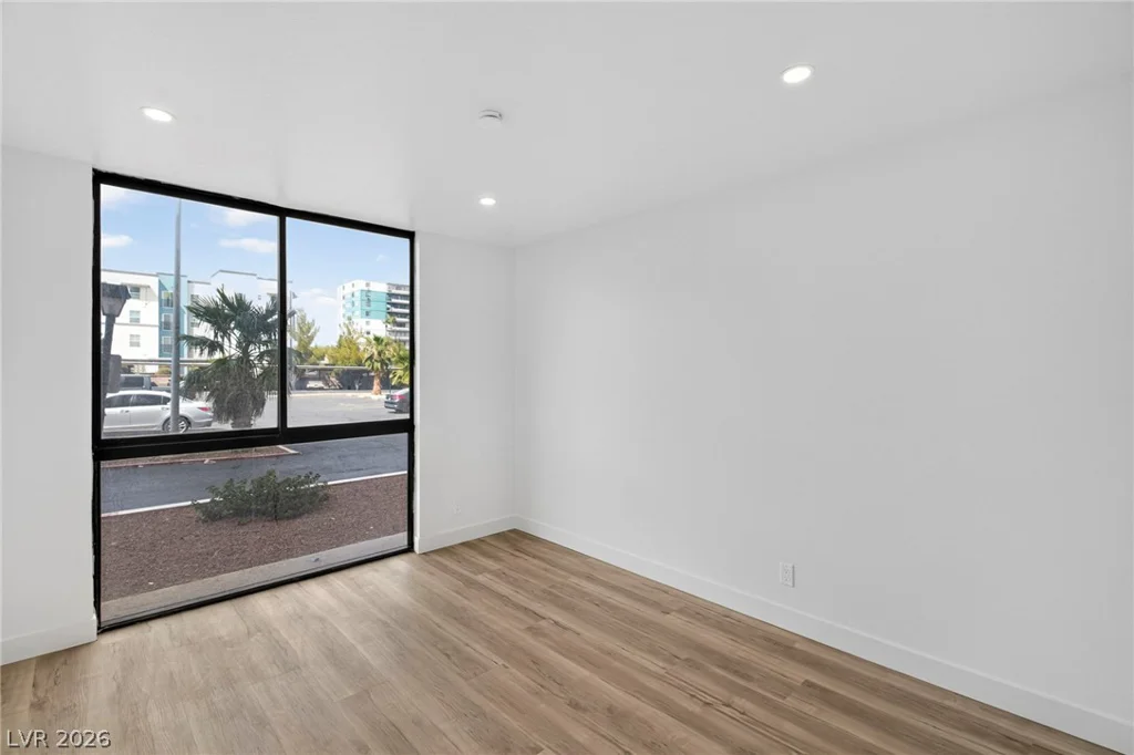 3930 University Center, Las Vegas, NV 89119