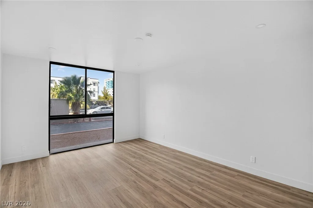 3930 University Center, Las Vegas, NV 89119