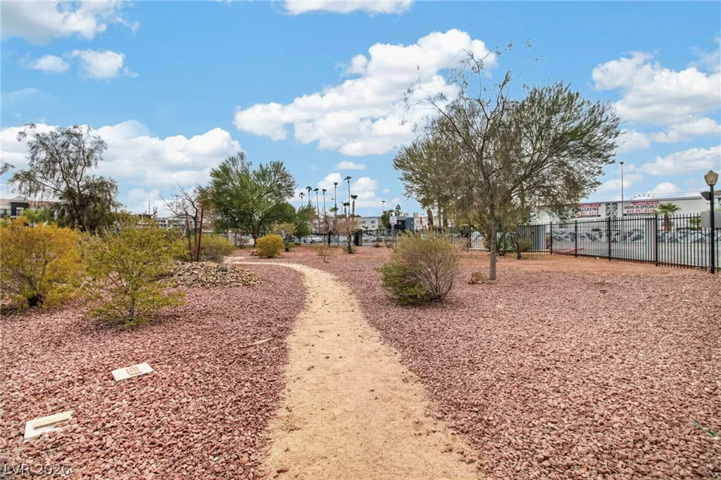 3930 University Center, Las Vegas, NV 89119