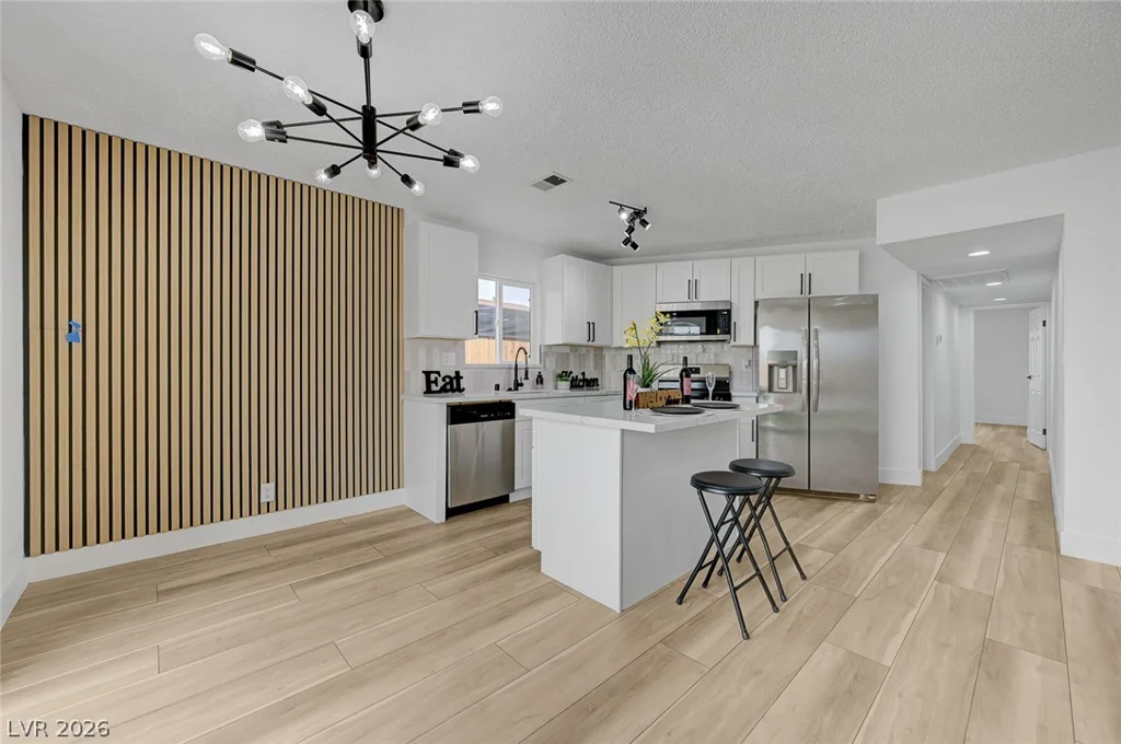 2253 La Puente, Las Vegas, NV 89115