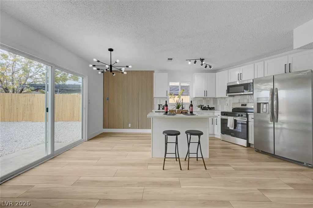 2253 La Puente, Las Vegas, NV 89115