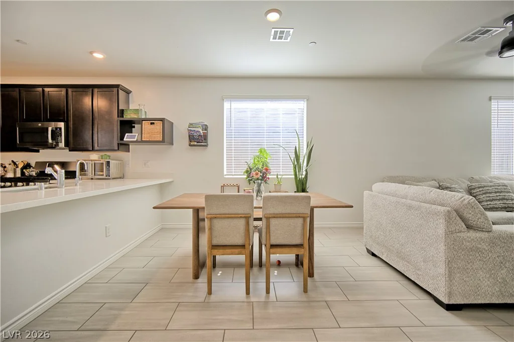 9447 Elmhurst Ridge, Las Vegas, NV 89143