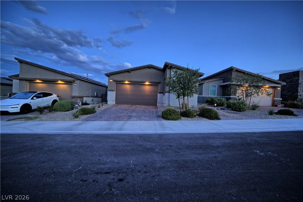 9447 Elmhurst Ridge, Las Vegas, NV 89143