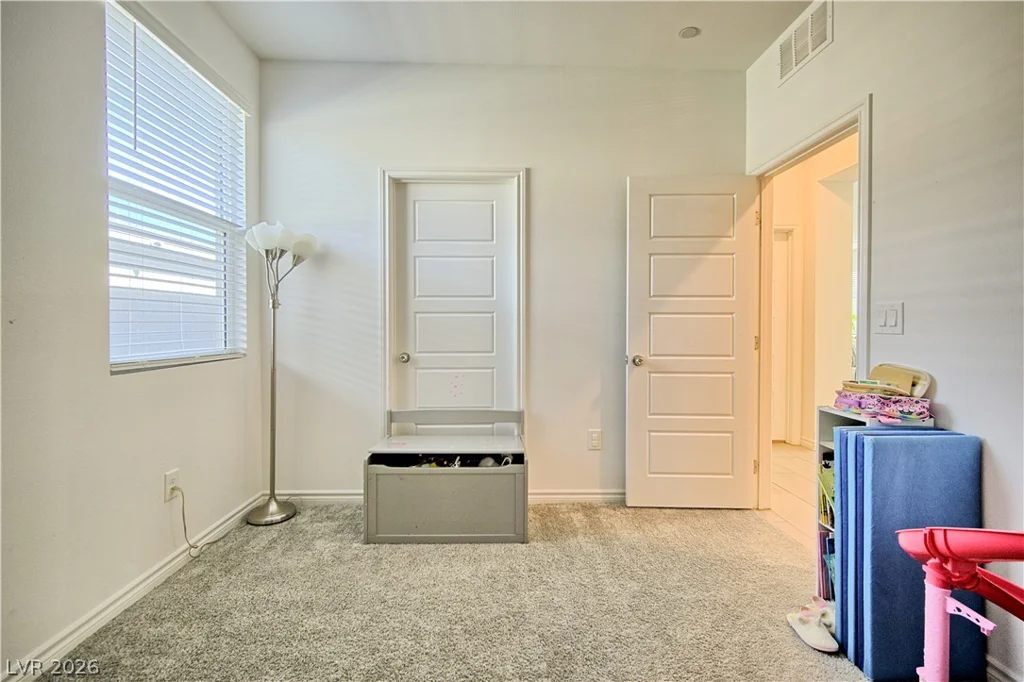 9447 Elmhurst Ridge, Las Vegas, NV 89143