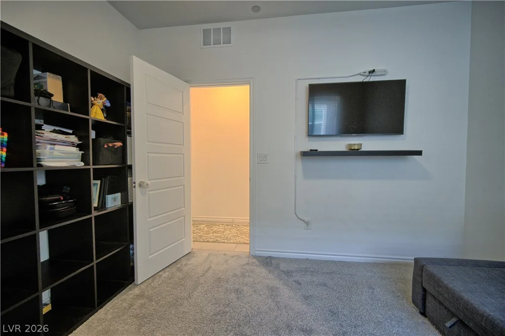 9447 Elmhurst Ridge, Las Vegas, NV 89143