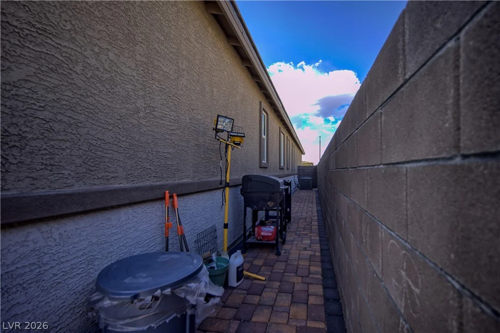9447 Elmhurst Ridge, Las Vegas, NV 89143