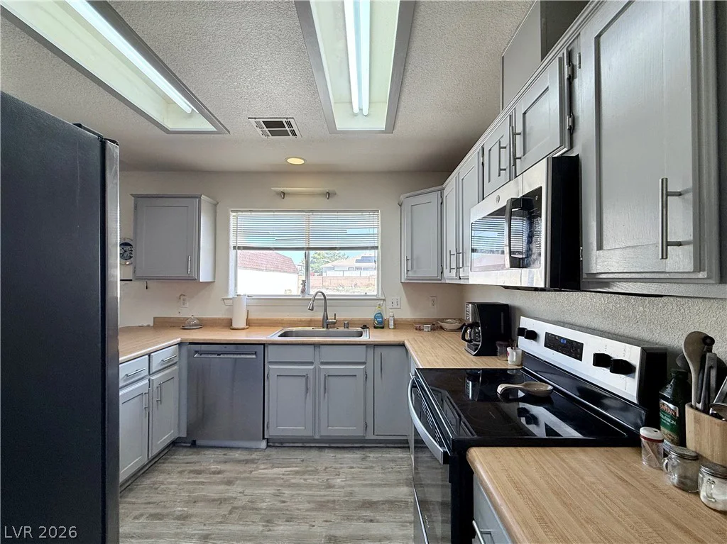 5920 Mary Lou, Pahrump, NV 89061
