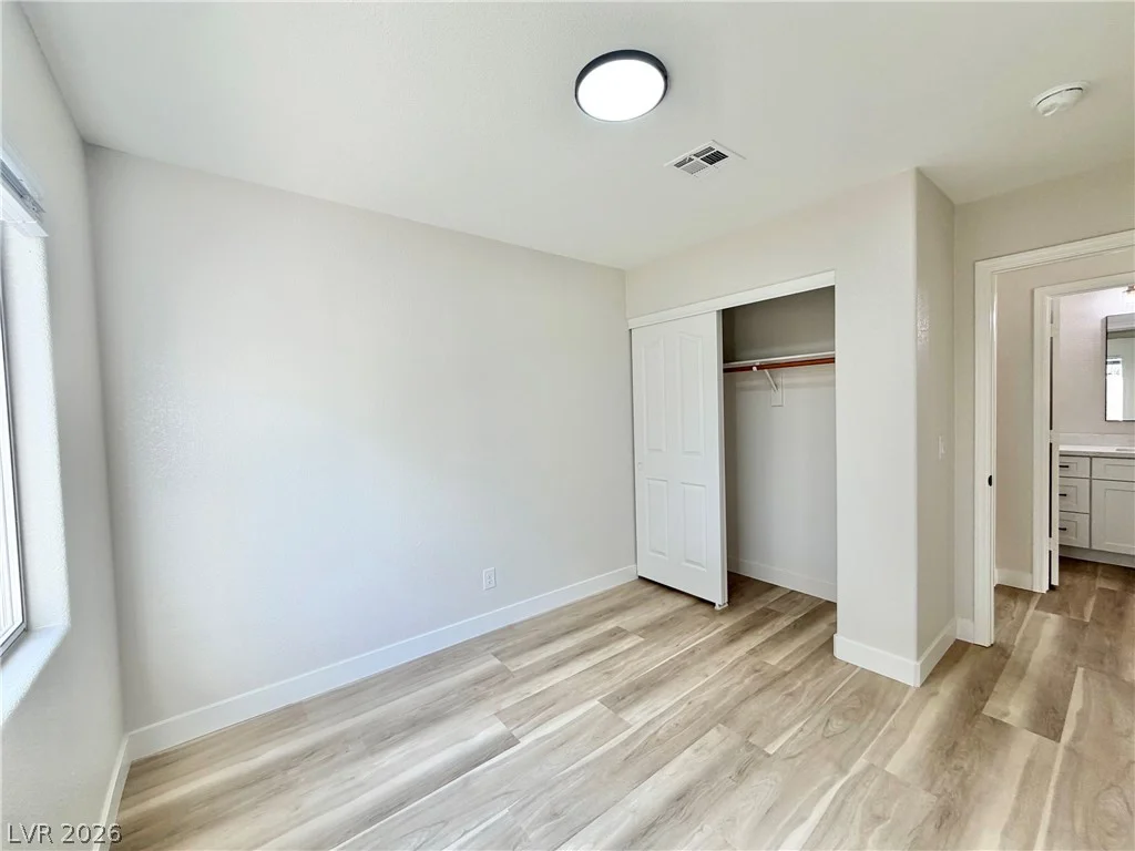 8995 Lillyhammer, Las Vegas, NV 89147