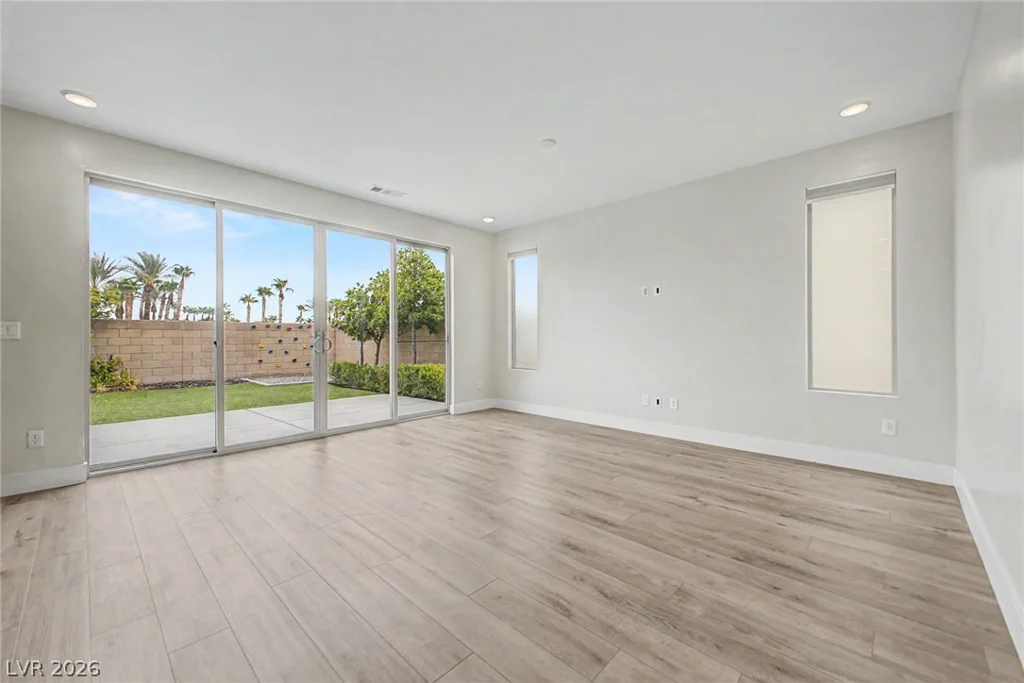 8300 Charleston Peak, Las Vegas, NV 89166