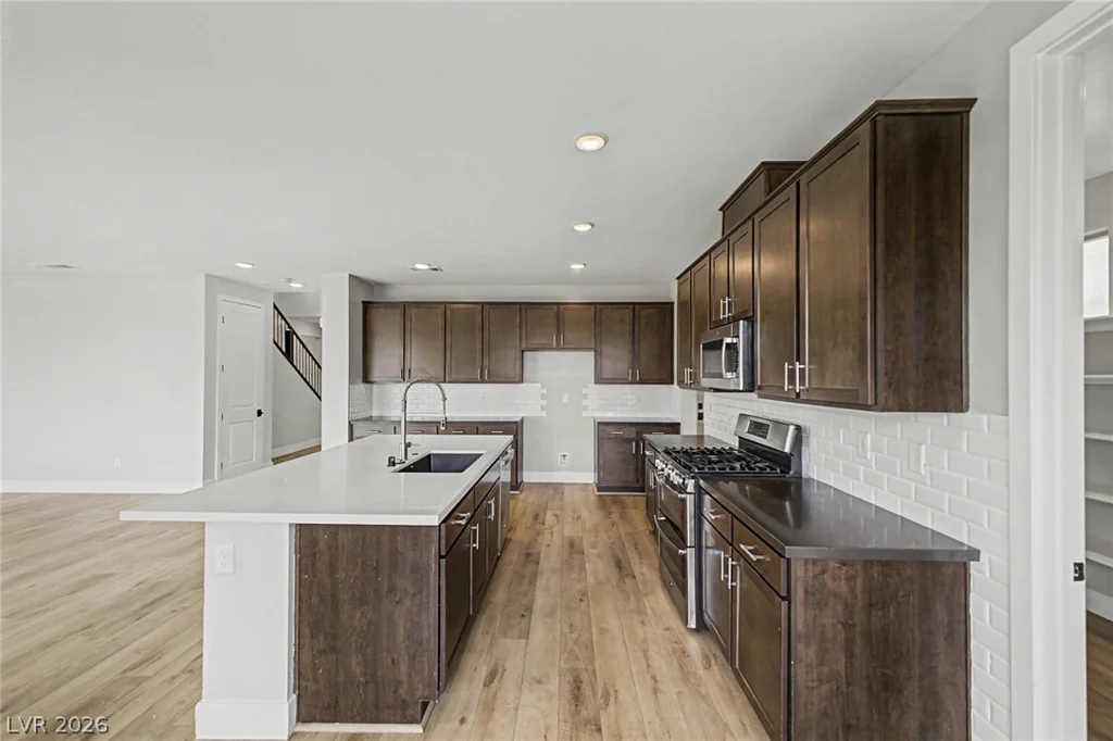 8300 Charleston Peak, Las Vegas, NV 89166