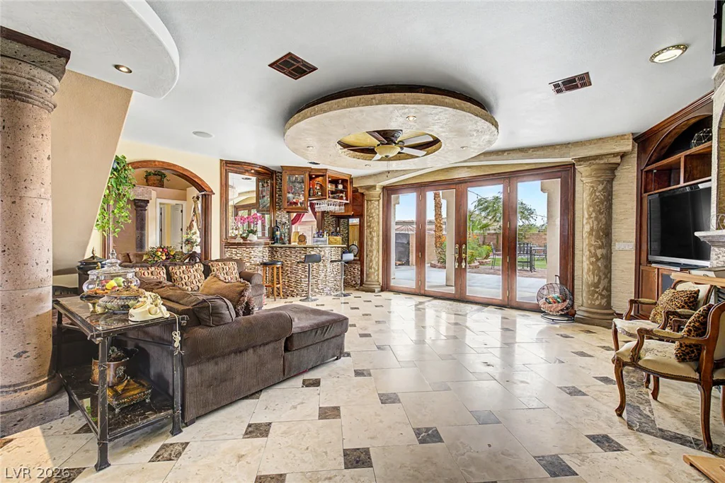 8985 Tenaya, Las Vegas, NV 89113