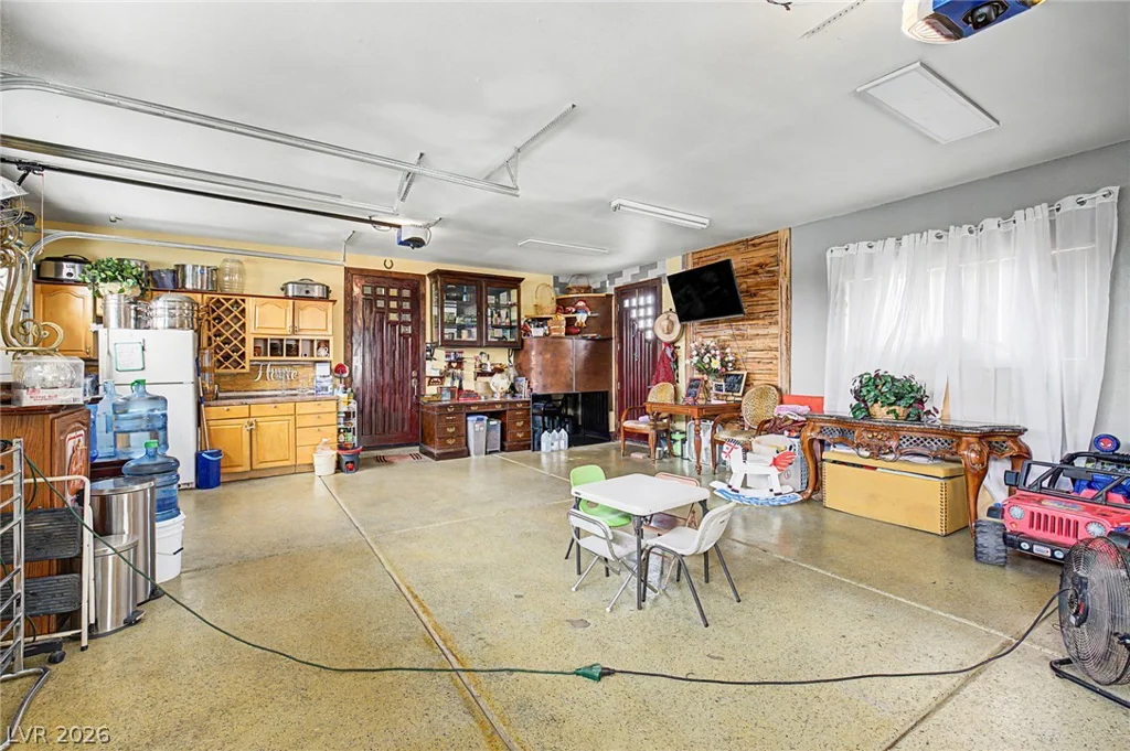 8985 Tenaya, Las Vegas, NV 89113