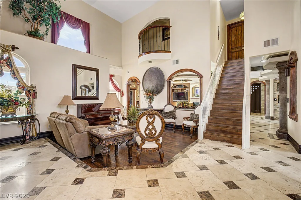 8985 Tenaya, Las Vegas, NV 89113