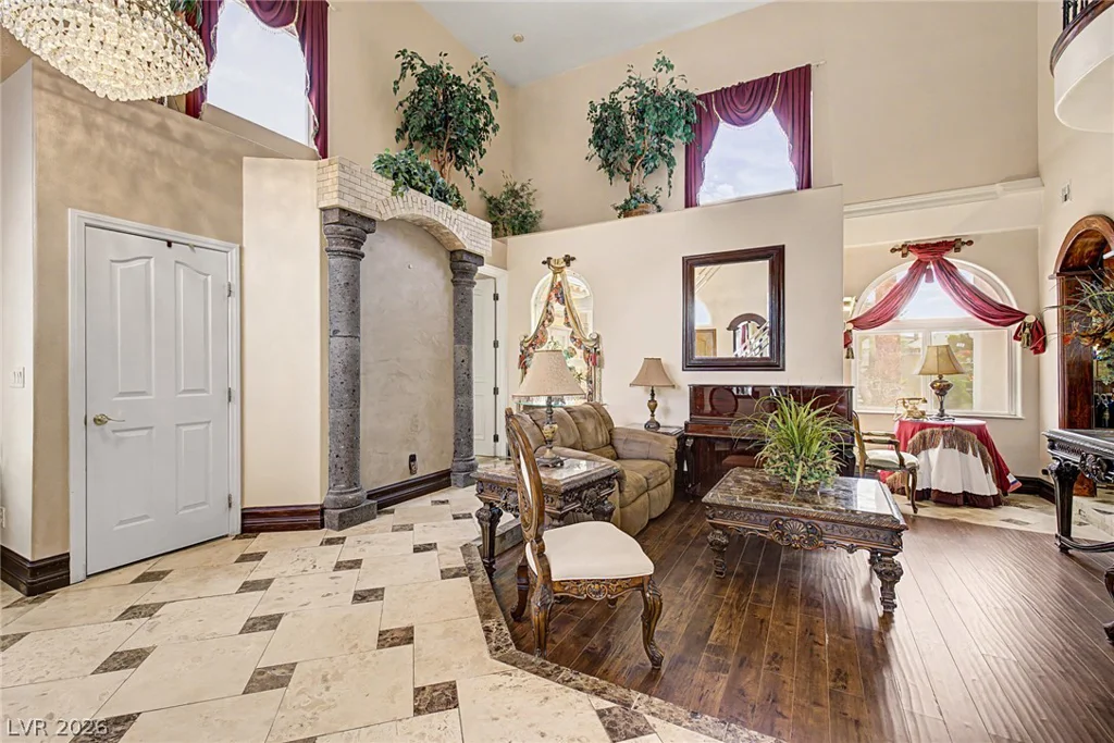 8985 Tenaya, Las Vegas, NV 89113