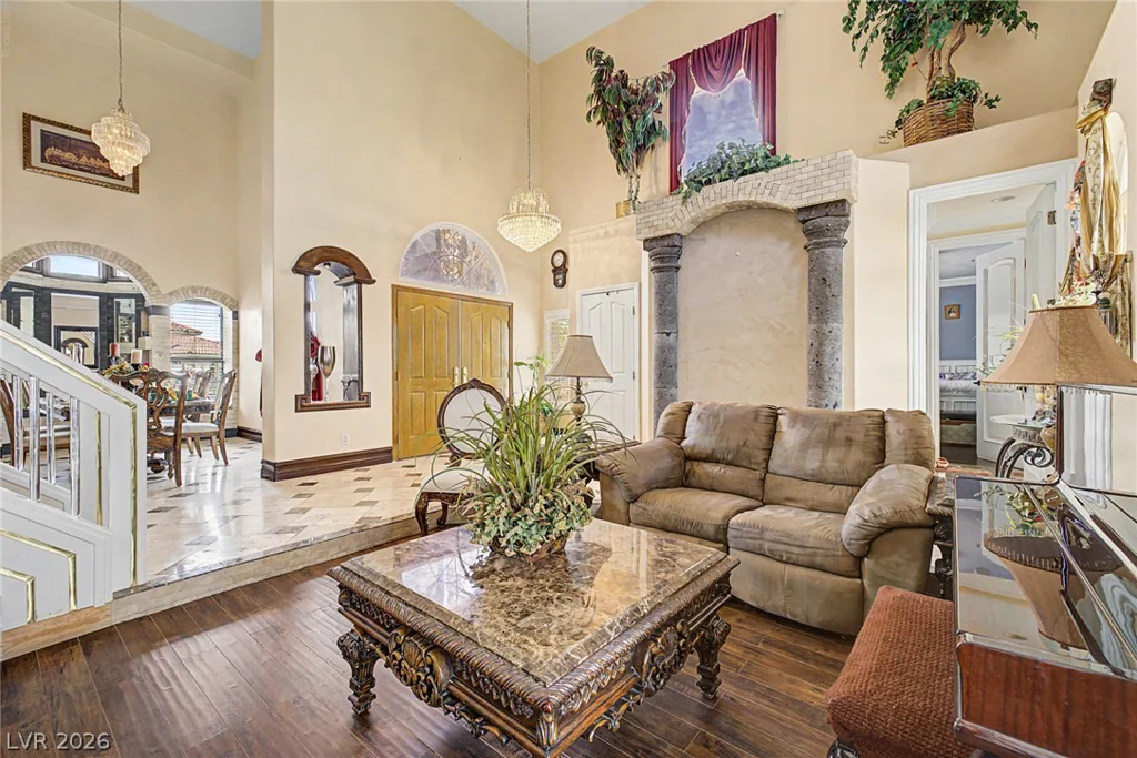 8985 Tenaya, Las Vegas, NV 89113