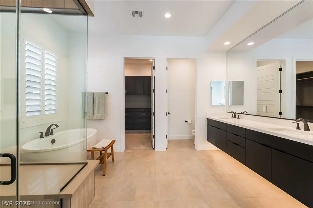 127 Malpaso, Las Vegas, NV 89138