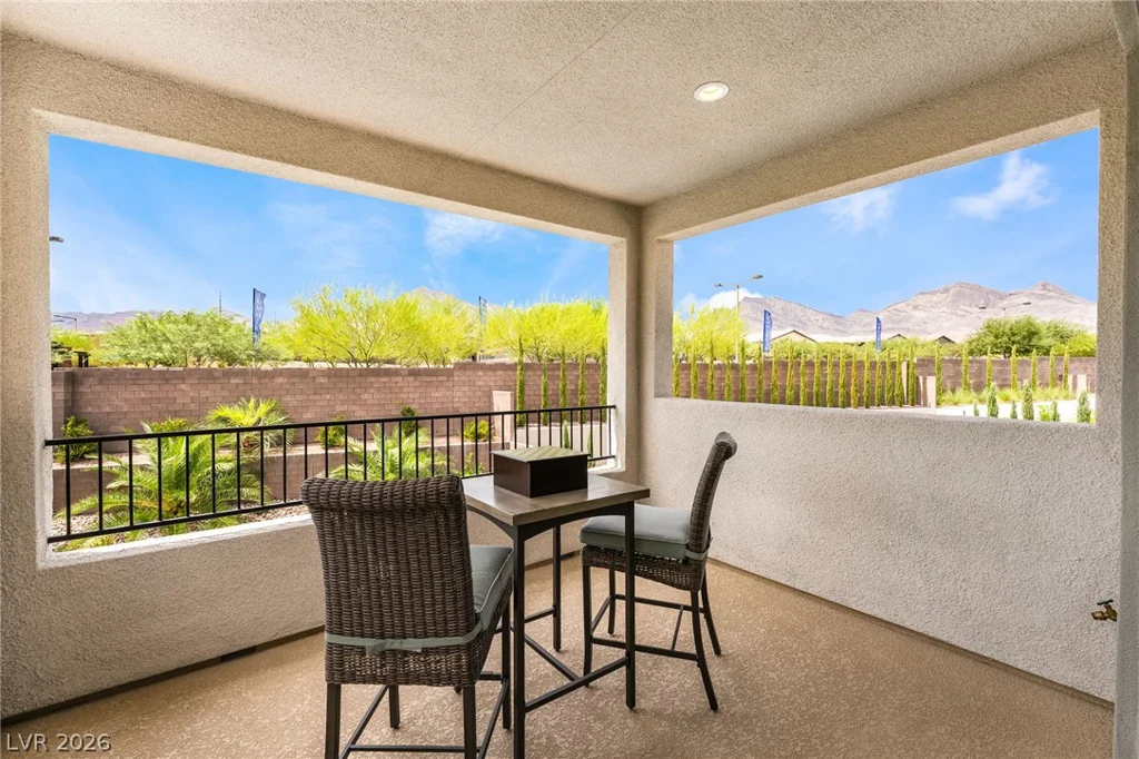 127 Malpaso, Las Vegas, NV 89138