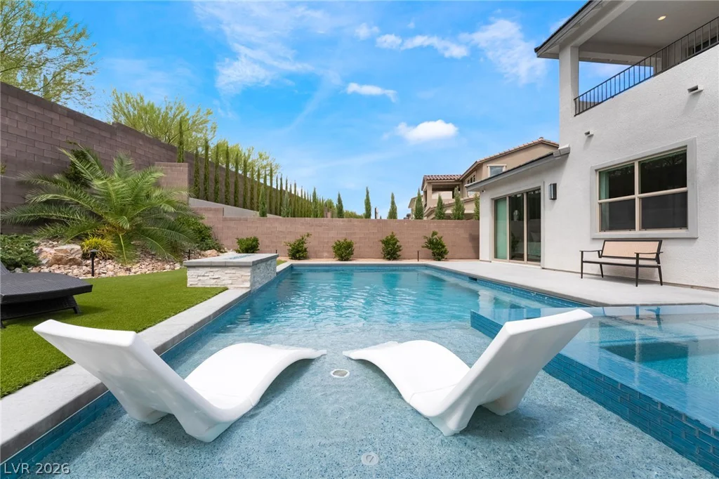 127 Malpaso, Las Vegas, NV 89138