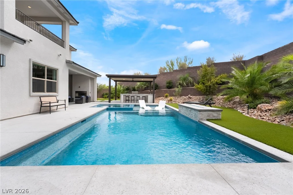 127 Malpaso, Las Vegas, NV 89138
