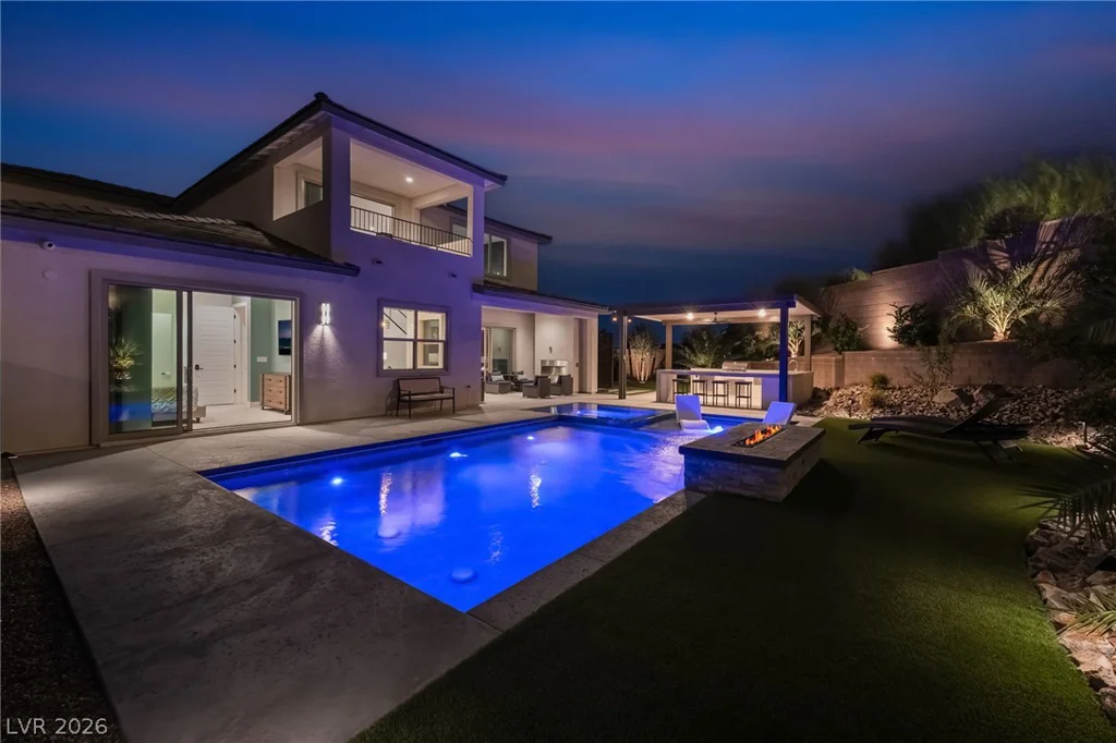 127 Malpaso, Las Vegas, NV 89138