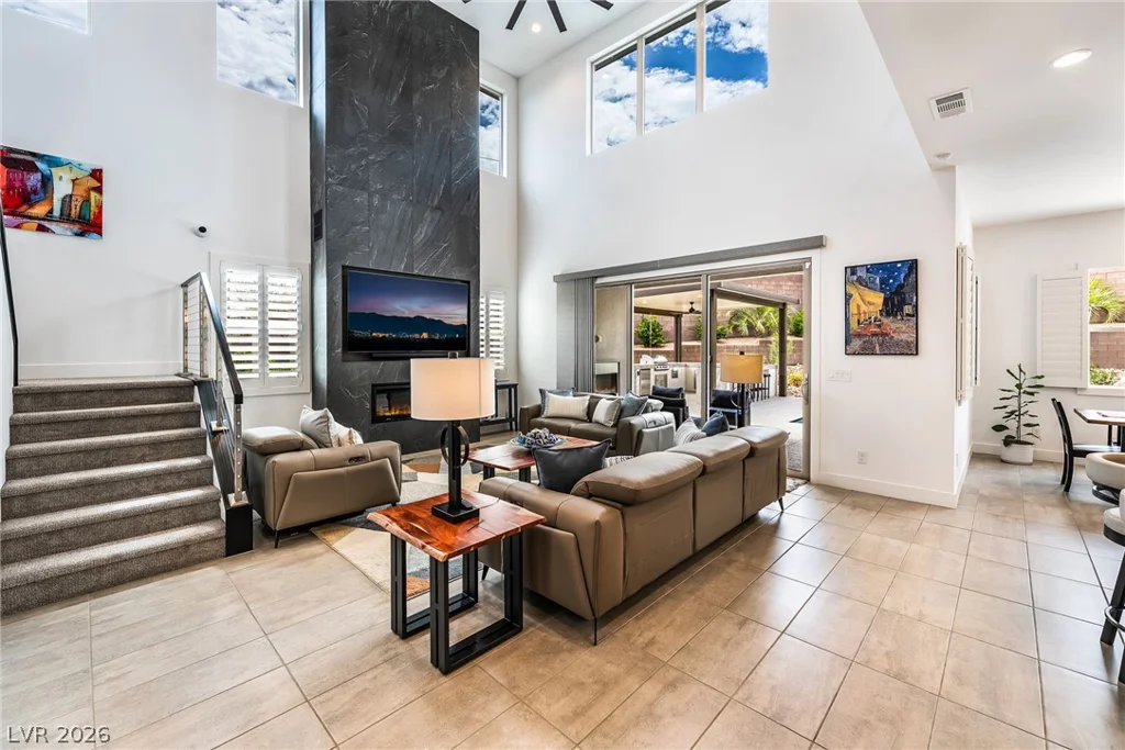127 Malpaso, Las Vegas, NV 89138