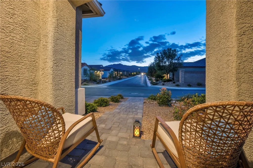 6424 Belgrossa Bend, Las Vegas, NV 89166