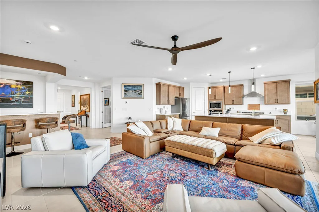 6424 Belgrossa Bend, Las Vegas, NV 89166